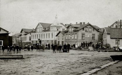 Högvatten på torget 1914.
